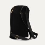 Sac à dos Capsule Feutre INER noir en feutre de laine et cuir, vue trois-quarts dos