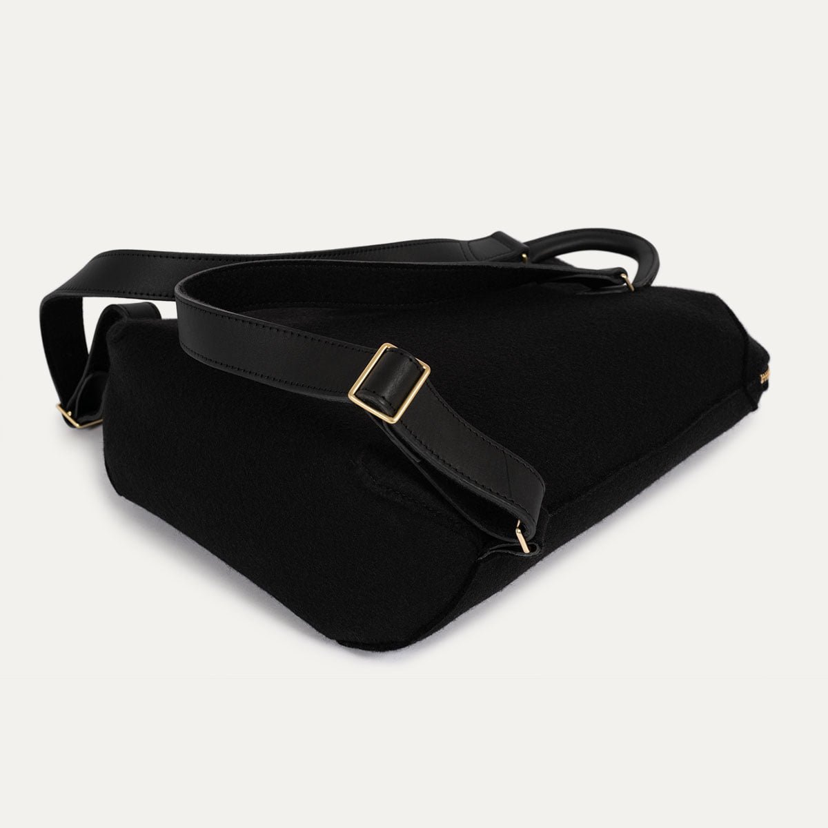 Fond du sac à dos Capsule Feutre INER noir en feutre et cuir