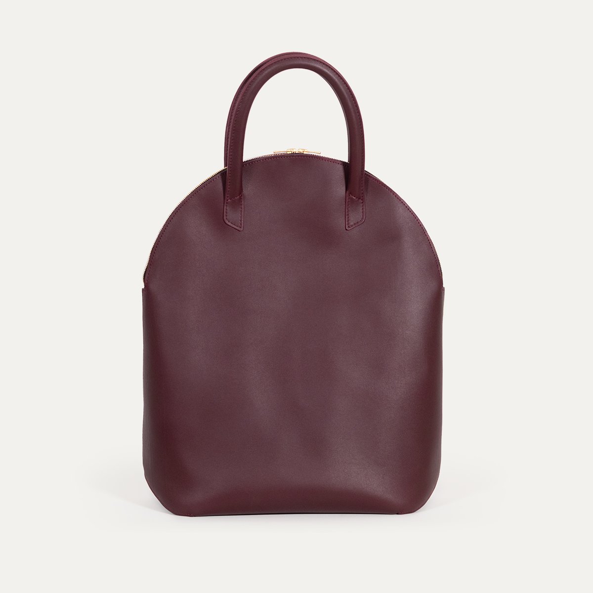 Sac de voyage en cuir de veau Baluchon INER lie de vin, vue de face