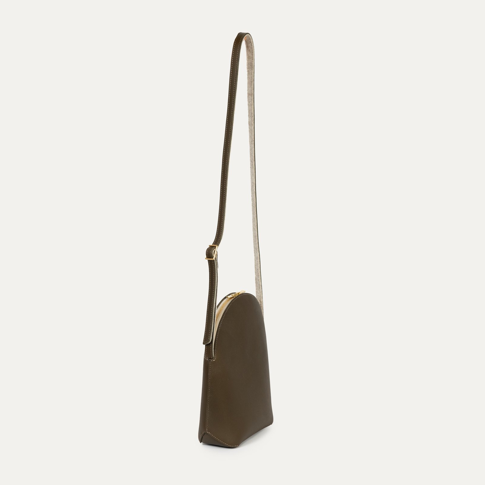 Sac Liminal Bandoulière Ajustable INER kaki, vue trois-quarts