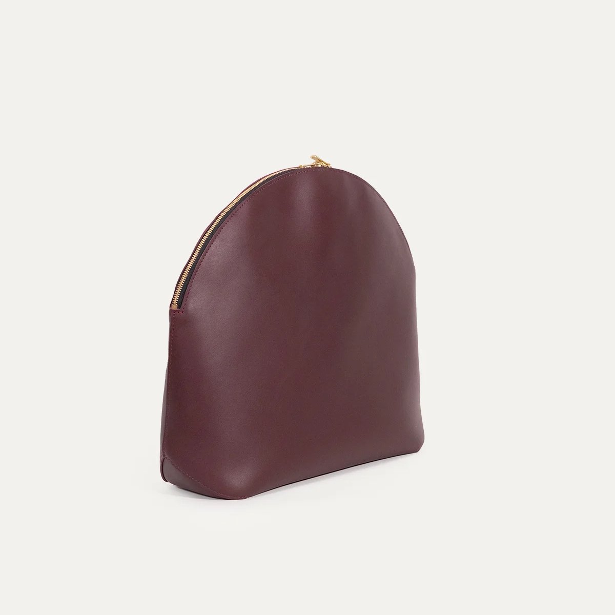 Pochette en cuir Bonbonnière lie de vin, vue trois-quarts